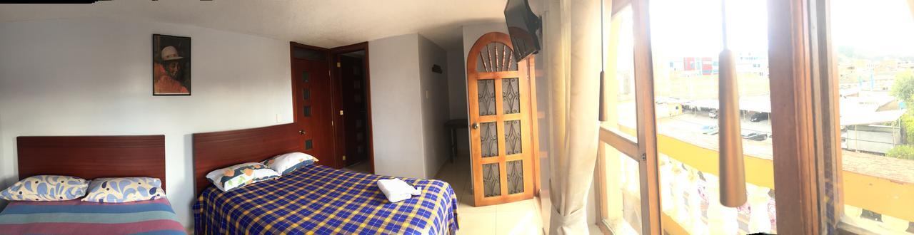 Hostal Runa Pacha 오타발로 외부 사진