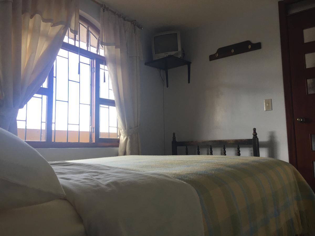 Hostal Runa Pacha 오타발로 외부 사진